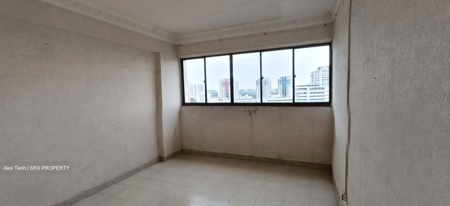 Blk 219A Jurong East Street 21 (Jurong East), HDB 5 Rooms #623714701